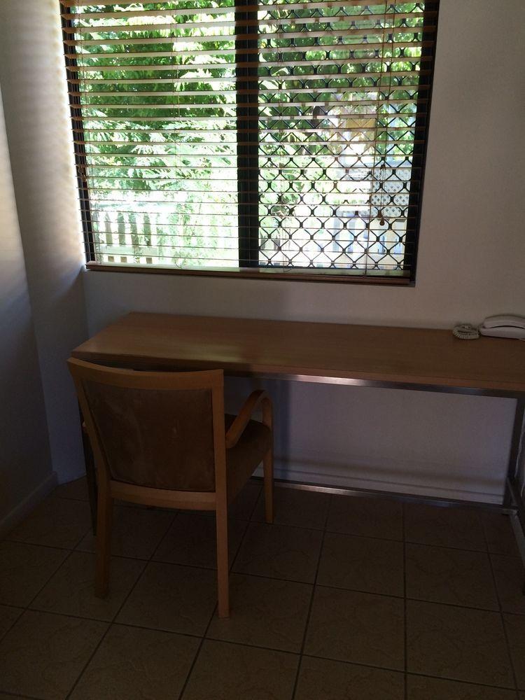 טאונסביל Summit Motel מראה חיצוני תמונה